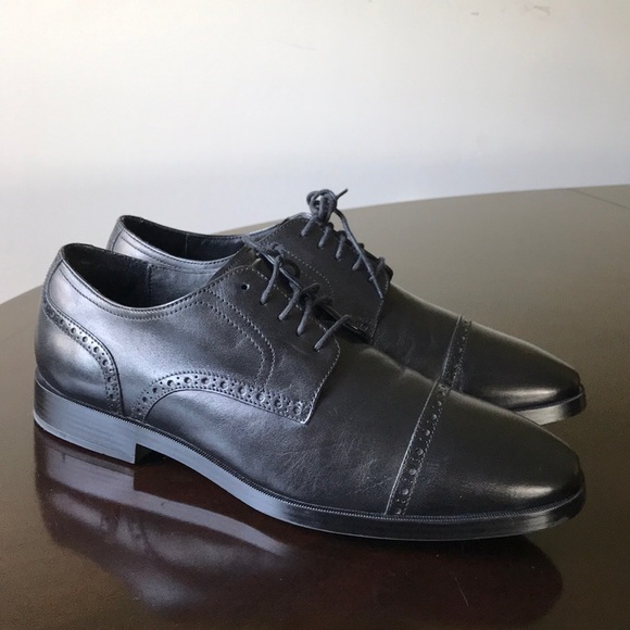 Cole Haan Rich Black 10M cap toe Oxford shoes